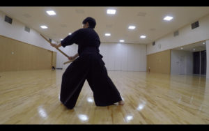 二天一流剣術の型「張付」3